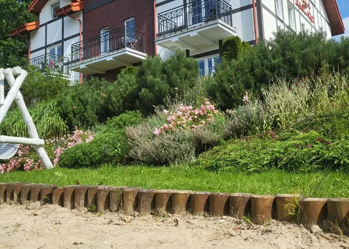 Pod Zaglami Rusinowo (Slawno)